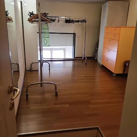 Casa Alexandra In Centro E A Pochi Passi Dal Mare Апартаменты Империя