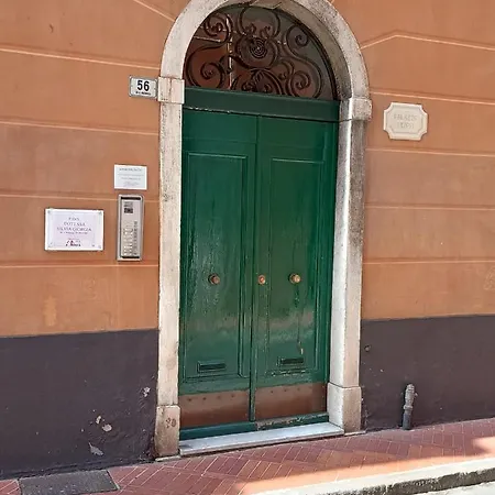 Casa Alexandra In Centro E A Pochi Passi Dal Mare Империя