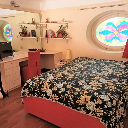 Casa Alexandra In Centro E A Pochi Passi Dal Mare Apartman *