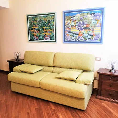 Casa Alexandra In Centro E A Pochi Passi Dal Mare Apartmán