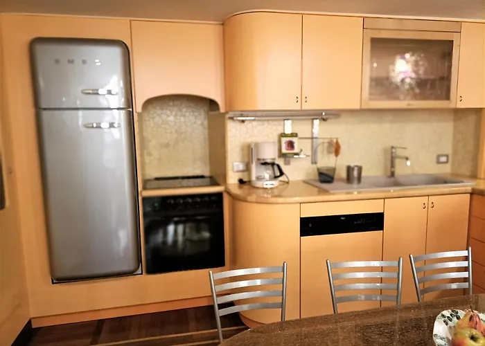 Casa Alexandra In Centro E A Pochi Passi Dal Mare Apartman Imperia